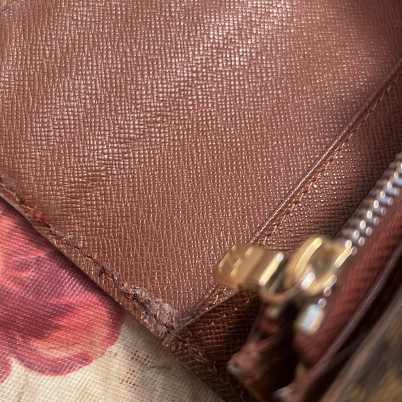 Authentic Louis Vuitton Wallet - Picture 7 of 7